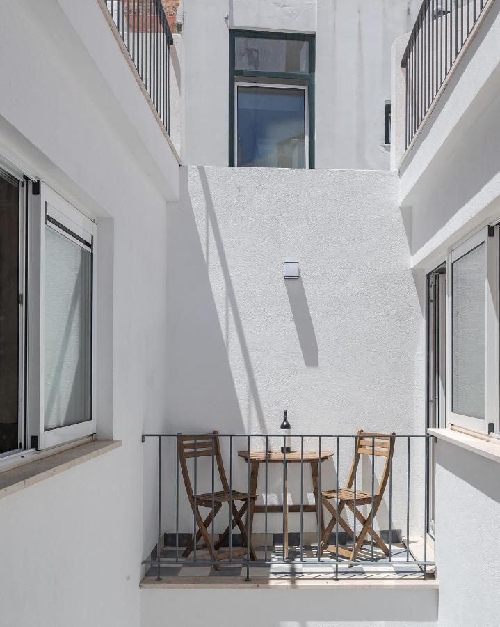 Peixeira Studios And Apartments Lisbon Luaran gambar